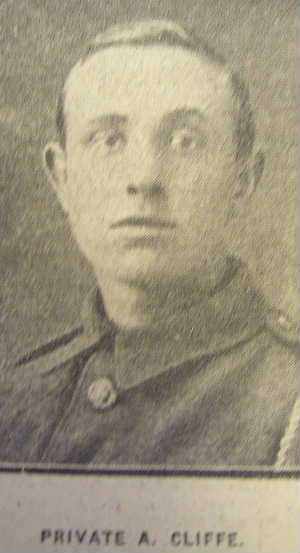 Private <b>Arthur Cliffe</b> 15890 11th East Lancashire Regiment - cliffearthur15890